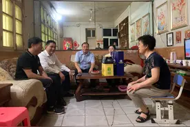 卧龙区委副书记、区长杜勇深入卧龙岗街道潘庄村社区讲党课------牢记总书记嘱托 强化使命责任担当图片
