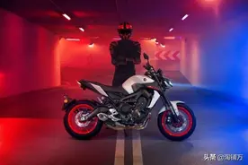 10万出头街车怎么选？雅马哈MT-09 VS 川崎新款Z900图片