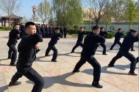 石家庄巡警：回首2020年，我们不说再见图片