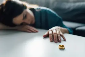 邱泽回应与许玮甯的恋情：男生不愿明确关系，都是藏着这坏心思图片