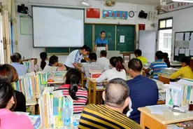 “请倒数第一的家长发言”，宝爸不卑不亢的话，赢得其他家长掌声图片
