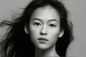 越南模特撞脸章子怡，气质清冷倔强，网友：本人都生不出这么像的图片