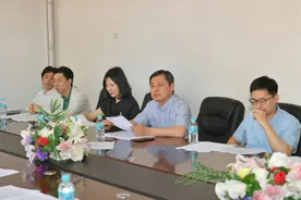 延边歌舞团召开“红太阳照边疆交响协奏曲”作品研讨会图片