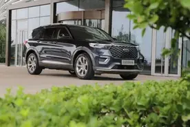 “泛美系”7座SUV之争！纵置后驱的福特探险者有什么不一样？图片