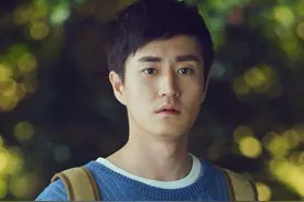 杨玏：父亲是杨立新，十几年不温不火，今却因私生活，频上热搜图片