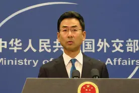 想和耿爽当同事，要报什么学校和专业？图片