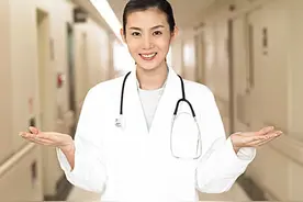 同是“铁饭碗”的医生和老师，7个对比，帮你快速做出决定图片