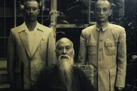 他醉酒后题字：“不可随处小便”，醒后重新排序，竟成为至理名言图片
