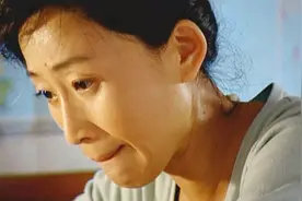 军嫂不好当，飞行员的妻子更难当，丈夫不仅忙还随时有生命危险！视频封面