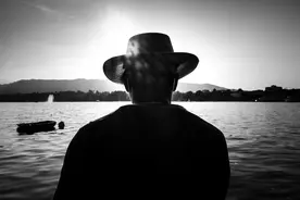 徕卡 Q2 Monochrom 灿若黑白图片