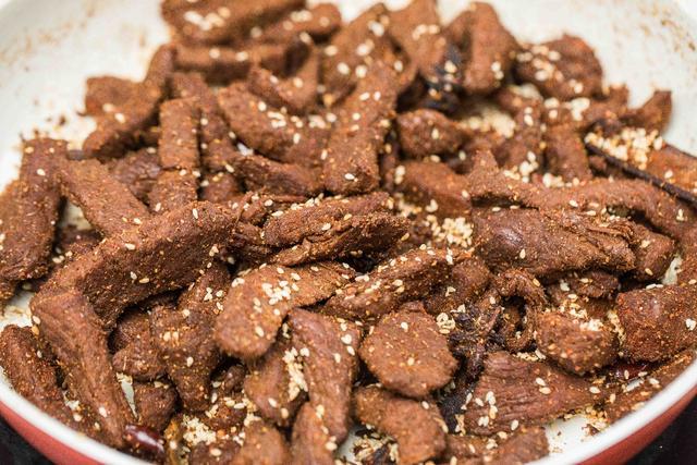 这种零食自制最好吃，富含20多种氨基酸，优质蛋白帮助孩子长高个