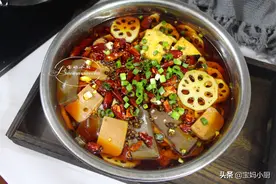 天冷了，晚餐常做这道菜，省事，做一锅吃全家，手脚热，脑门冒汗图片
