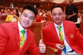 “人生赢家”占旭刚，连夺两届奥运冠军，退役后迎娶空姐官运亨通图片