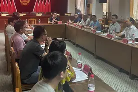 肇庆市委政法委牵头率领驻镇帮扶工作队完成进驻广宁县排沙镇乡村振兴对接工作图片