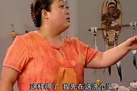 58岁张海燕疑似晚节不保？被曝包养20岁男模，两人"妈咪儿子"互称图片