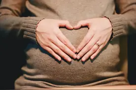 若不实行计划生育，女人一辈子最多能生几个孩子？看完涨知识了图片