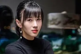papi酱孩子随父姓被骂上热搜：谋生再谋爱，别曲解独立女性的含义图片