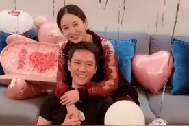 赵丽颖官宣离婚：冯绍峰欠我的婚礼，我不要了图片