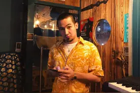 震惊，他吸毒被捕刑拘了图片