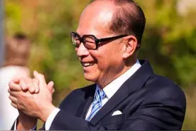 李嘉诚24岁长孙女罕曝近况，打扮不似富家女，身价百亿身份神秘图片