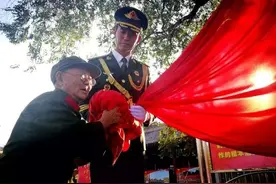 13岁就参军，身高只有1米2，他是如何接连7次暗杀日高官的？图片