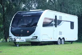 斯威夫特850 双轴拖挂房车 售价59.8万元图片