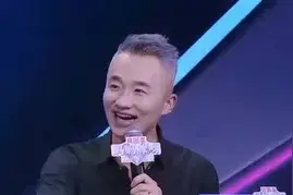 90后女孩嫁一外国老公，老公登台嘉宾直呼：你老公好帅图片