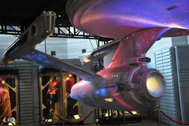 小说：全城爆发丧尸，成为死寂之城，小伙拼死驾车逃离图片