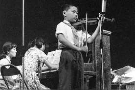 张岩拍青岛，八十年代的少年宫图片