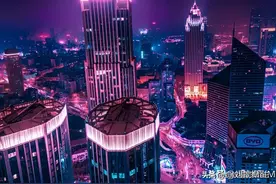 求求你别再乱套滤镜啦！今年“最火”滤镜调色竟然是它...图片