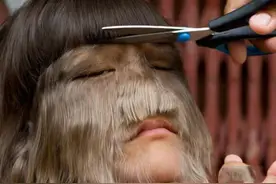 为什么狼有时遇到人类婴儿不直接吃掉？还可能养大他？图片