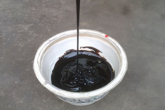 防水油膏怎么用?正确施工用十年效果依旧杠杠的