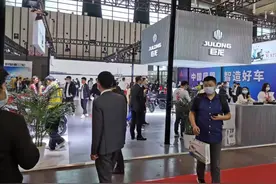 订单超4万台，巨龙电动车火爆南京展，销量、势能双增长图片