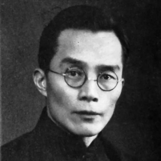 如云如海如山，自如自由自在