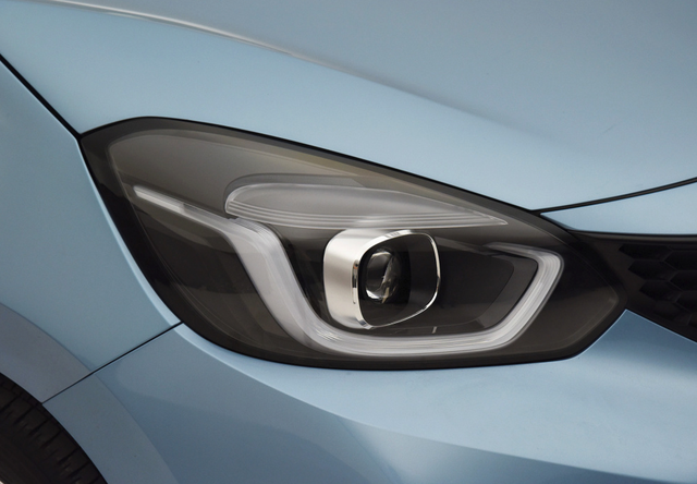 第四代飞度8.18万起售，六款车型选哪款？低配堪称“毛坯车”