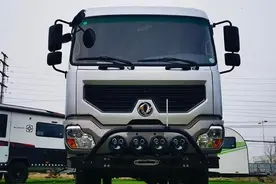 售价逼近60万，东风打造越野房车，搭4.0T柴油机图片