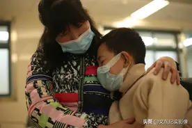 怀二胎救子——白血病患儿妈妈一个让人落泪的决定图片