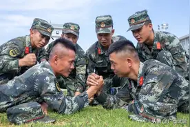 说！这几款新训班长，你最中意哪个？图片