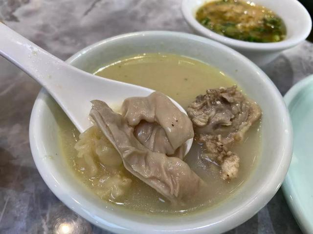 胡椒花胶煲猪肚 2026年胡椒花胶煲猪肚的做法