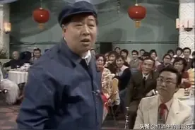 这是我唯一看过的能在央视春晚舞台上抽烟的相声图片