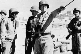 “铁胆将军”巴顿给儿子的信：一个人如果不做自己，就什么也不是图片