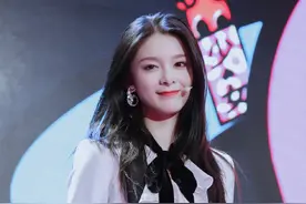 火箭少女即将解散，不过我依旧记得傅菁白西装带来的震撼图片