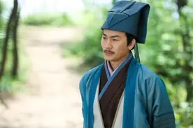 44岁女星爆料男搭档片场念数字，还将对手逗笑？指向明显引猜测图片