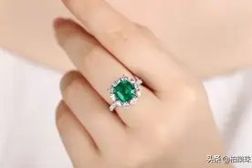 祖母绿戒指款式图片推荐图片