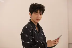 李准基的杂志画报大公开&各式各样的造型，太帅了图片