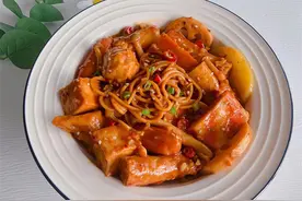 想吃麻辣拌不用出去买，学会这酱料调法，都可以出摊了图片