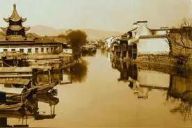 日军轰炸苏州一次就12小时，落下炸弹密如雨点，美国人用毁灭形容图片