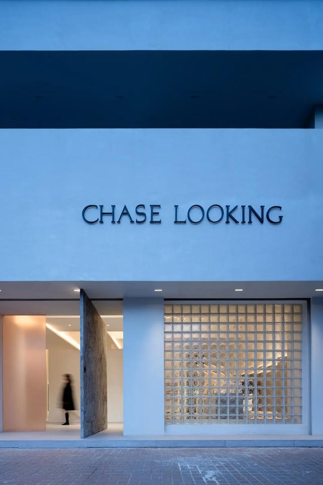 inshop女装中文叫什么（服装店——低调而极具仪式感的迎接方式）