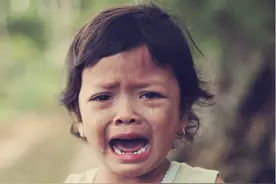 孩子一言不合就打人，不只是溺爱的错：还要学会这种“超能力”图片