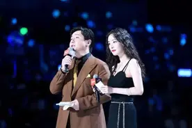 颁奖晚会上演“扶不扶”？沈腾无视大幂幂，高情商人设啪啪打脸图片